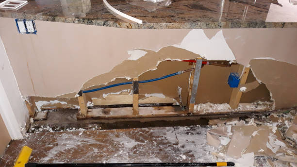 Best Flood restoration services  in Syracuse, NY